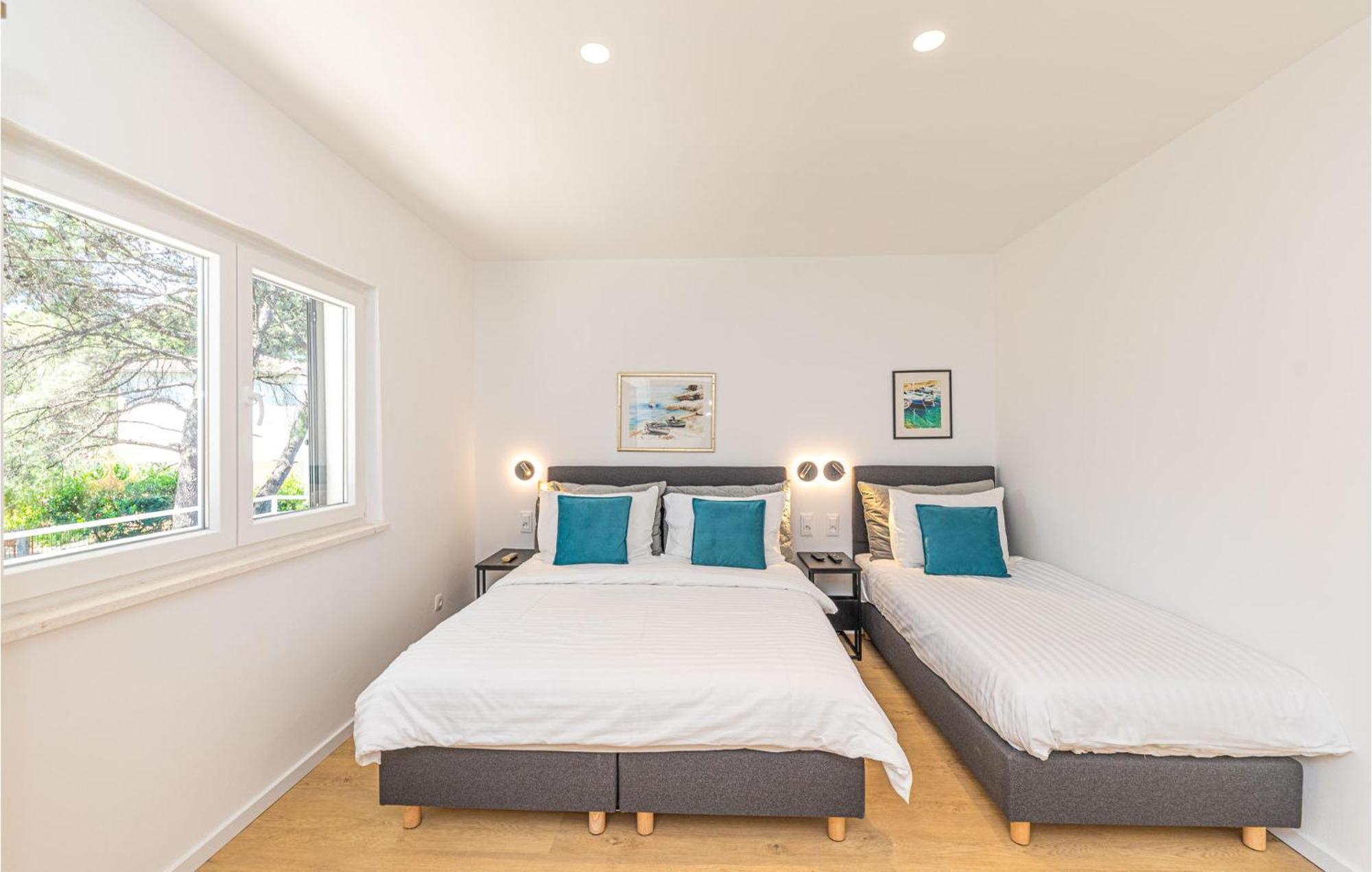3 Bedroom Lovely Home In Jadrija Bagian luar foto