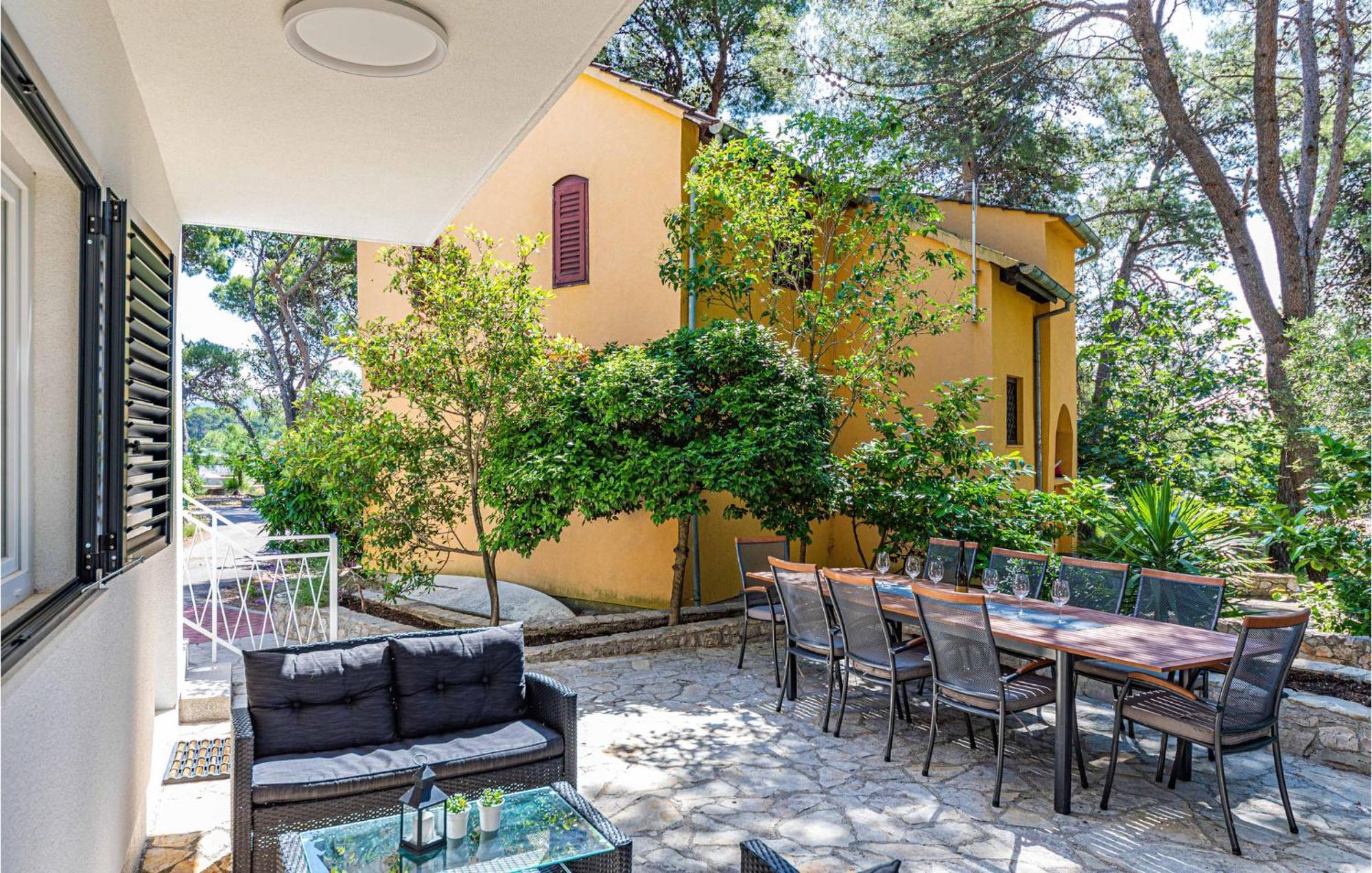 3 Bedroom Lovely Home In Jadrija Bagian luar foto