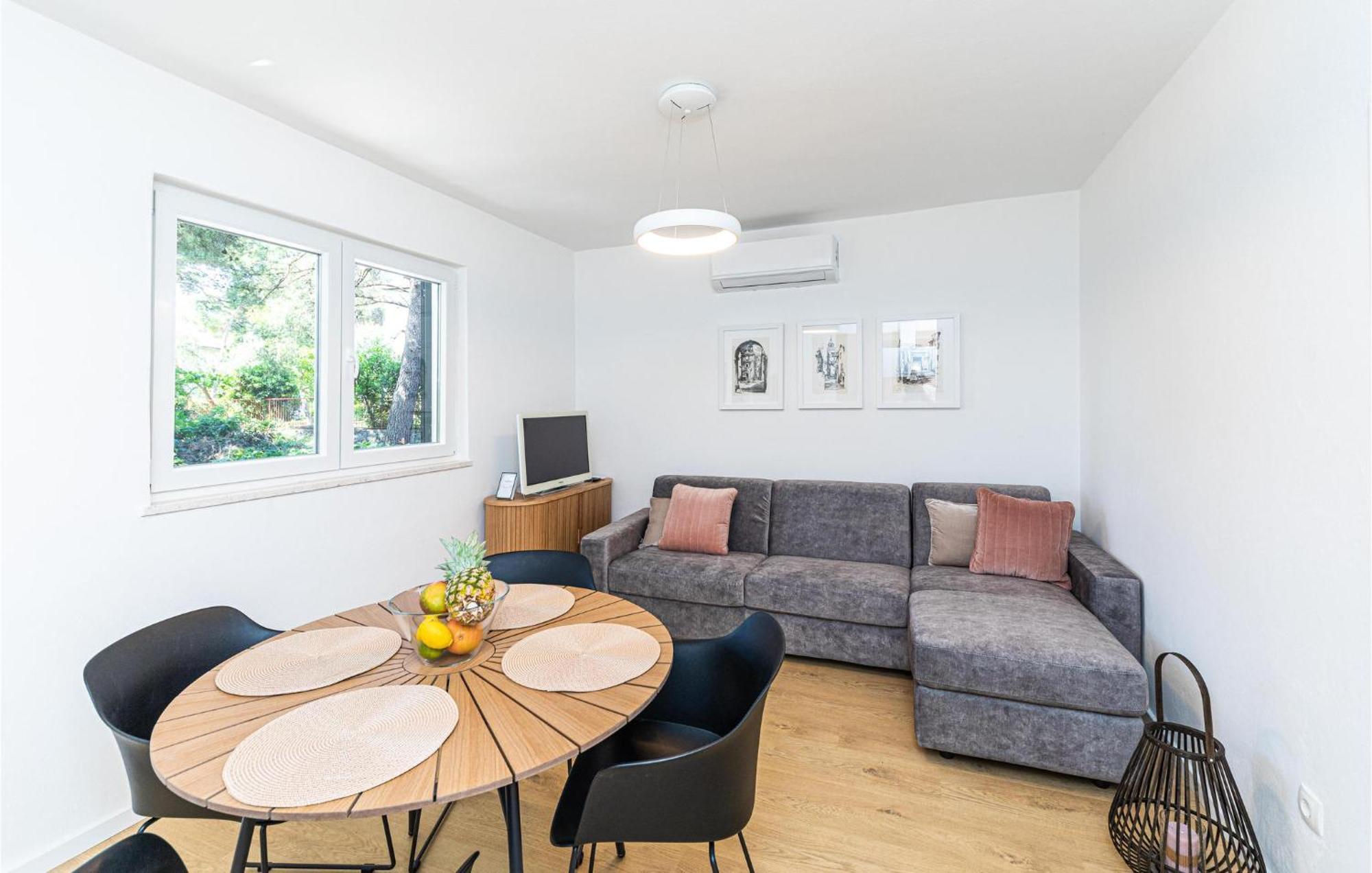 3 Bedroom Lovely Home In Jadrija Bagian luar foto